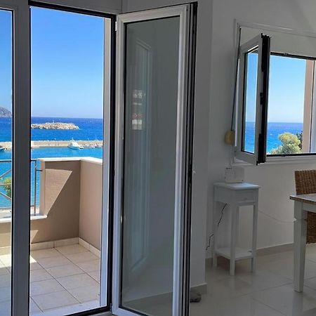 Locals Apartment Karpathos Bagian luar foto